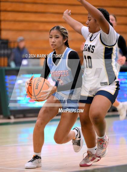 Thumbnail 3 in Seabreeze vs Calvary Christian Academy (Flagler-Palm Coast Bulldog Tipoff) photogallery.