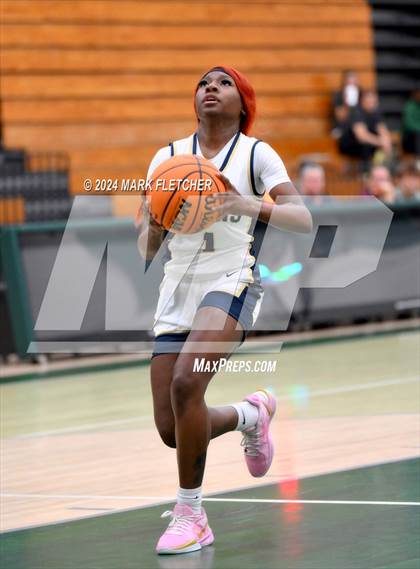 Thumbnail 1 in Seabreeze vs Calvary Christian Academy (Flagler-Palm Coast Bulldog Tipoff) photogallery.