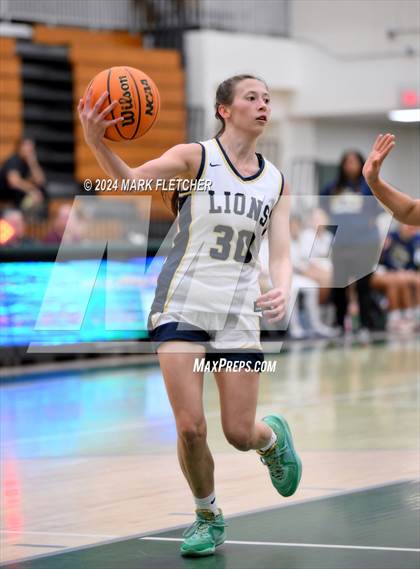 Thumbnail 2 in Seabreeze vs Calvary Christian Academy (Flagler-Palm Coast Bulldog Tipoff) photogallery.