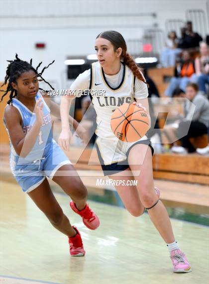 Thumbnail 2 in Seabreeze vs Calvary Christian Academy (Flagler-Palm Coast Bulldog Tipoff) photogallery.