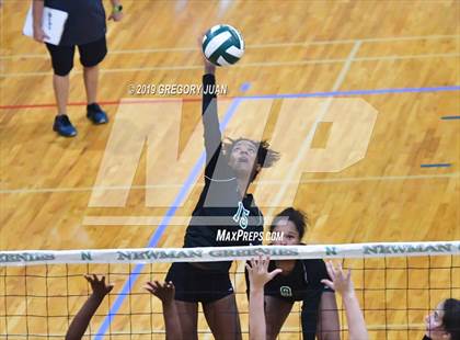 Thumbnail 1 in Benjamin Franklin vs Chalmette (Newman Tournament) photogallery.