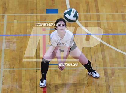 Thumbnail 1 in Benjamin Franklin vs Chalmette (Newman Tournament) photogallery.