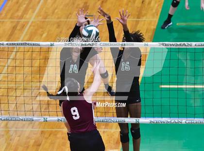 Thumbnail 3 in Benjamin Franklin vs Chalmette (Newman Tournament) photogallery.