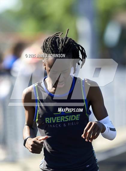 Thumbnail 1 in Gateway Conference Championships (400m) photogallery.
