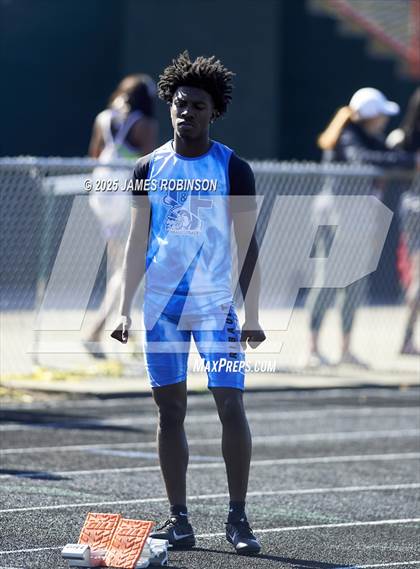 Thumbnail 1 in Gateway Conference Championships (400m) photogallery.