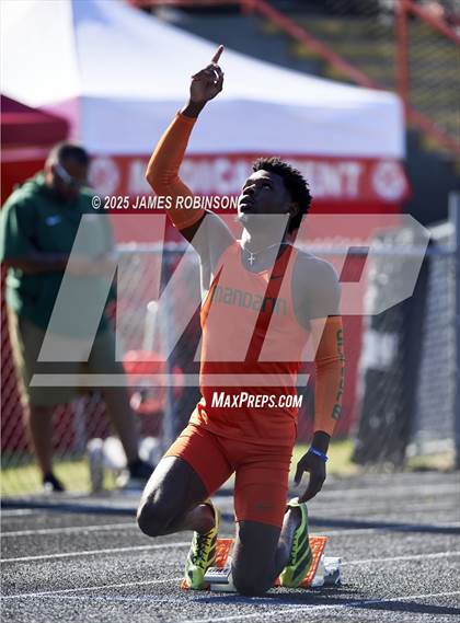 Thumbnail 3 in Gateway Conference Championships (400m) photogallery.
