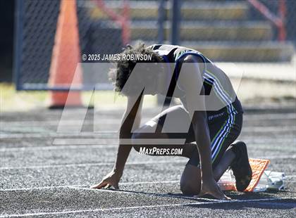 Thumbnail 2 in Gateway Conference Championships (400m) photogallery.