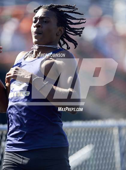 Thumbnail 2 in Gateway Conference Championships (400m) photogallery.