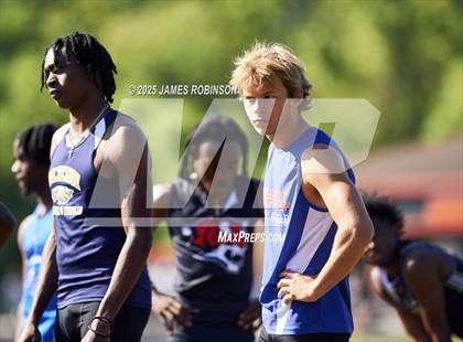 Thumbnail 2 in Gateway Conference Championships (400m) photogallery.