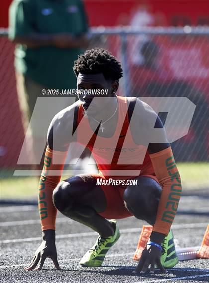 Thumbnail 3 in Gateway Conference Championships (400m) photogallery.