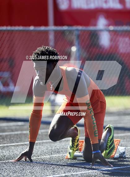 Thumbnail 3 in Gateway Conference Championships (400m) photogallery.