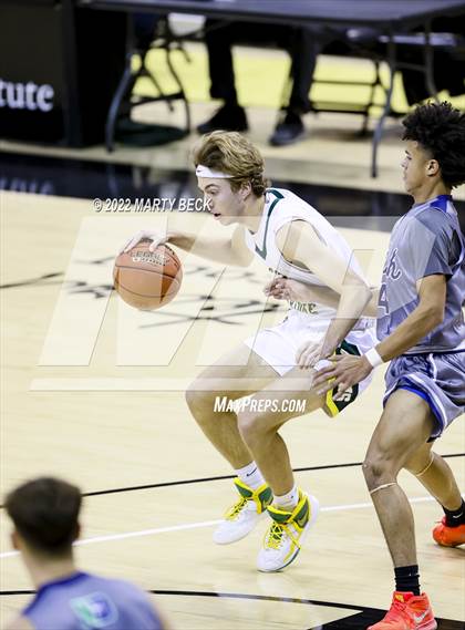 Thumbnail 2 in Peoria Notre Dame vs Rock Bridge (Norm Stewart Classic) photogallery.