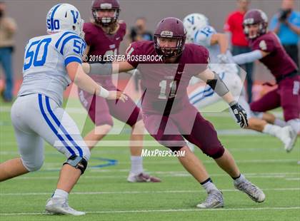 Thumbnail 3 in Veterans Memorial vs. Dripping Springs (UIL 5A Regional Semifinal Playoff) photogallery.