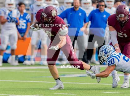Thumbnail 2 in Veterans Memorial vs. Dripping Springs (UIL 5A Regional Semifinal Playoff) photogallery.