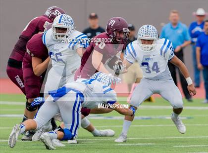 Thumbnail 2 in Veterans Memorial vs. Dripping Springs (UIL 5A Regional Semifinal Playoff) photogallery.