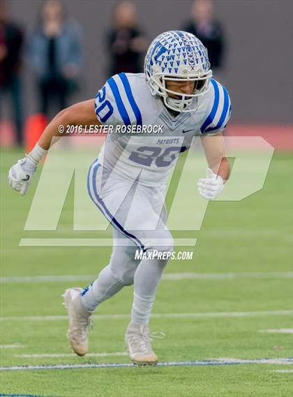 Thumbnail 3 in Veterans Memorial vs. Dripping Springs (UIL 5A Regional Semifinal Playoff) photogallery.