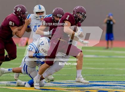 Thumbnail 2 in Veterans Memorial vs. Dripping Springs (UIL 5A Regional Semifinal Playoff) photogallery.