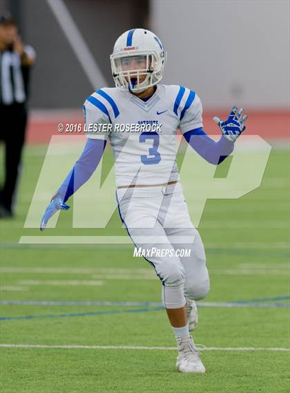Thumbnail 2 in Veterans Memorial vs. Dripping Springs (UIL 5A Regional Semifinal Playoff) photogallery.