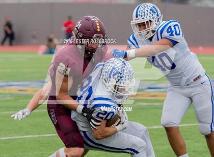 Thumbnail 2 in Veterans Memorial vs. Dripping Springs (UIL 5A Regional Semifinal Playoff) photogallery.