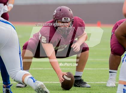 Thumbnail 2 in Veterans Memorial vs. Dripping Springs (UIL 5A Regional Semifinal Playoff) photogallery.