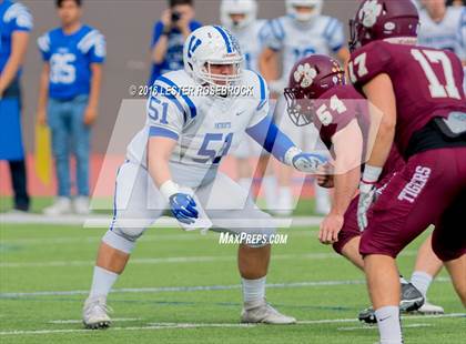 Thumbnail 3 in Veterans Memorial vs. Dripping Springs (UIL 5A Regional Semifinal Playoff) photogallery.