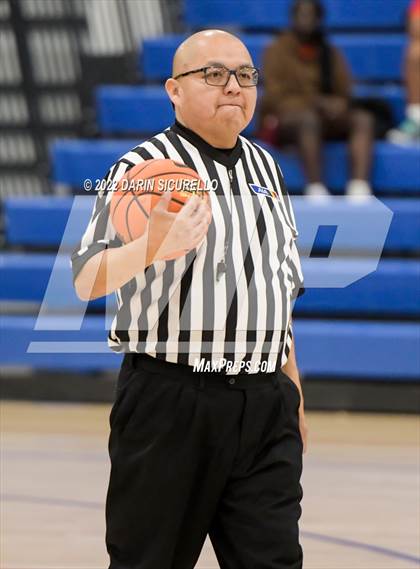 Thumbnail 3 in Rosary Academy vs. Bellarmine Prep (NIKE Tournament of Champions) photogallery.