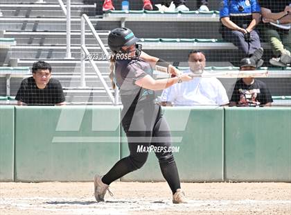 Thumbnail 3 in Farmington vs Herriman (UHSAA 6A Bracket 2 Round 1 - Game 2) photogallery.
