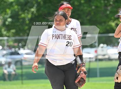 Thumbnail 2 in Farmington vs Herriman (UHSAA 6A Bracket 2 Round 1 - Game 2) photogallery.