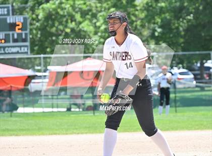 Thumbnail 2 in Farmington vs Herriman (UHSAA 6A Bracket 2 Round 1 - Game 2) photogallery.