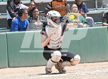 Thumbnail 3 in Farmington vs Herriman (UHSAA 6A Bracket 2 Round 1 - Game 2) photogallery.