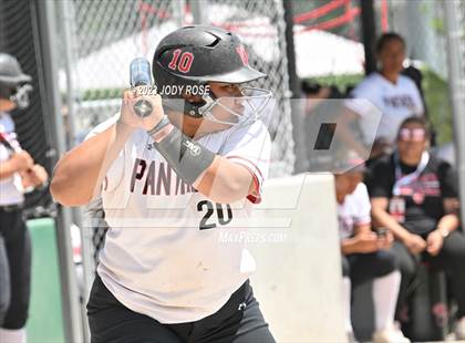 Thumbnail 3 in Farmington vs Herriman (UHSAA 6A Bracket 2 Round 1 - Game 2) photogallery.