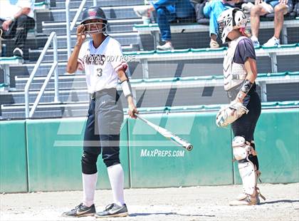 Thumbnail 3 in Farmington vs Herriman (UHSAA 6A Bracket 2 Round 1 - Game 2) photogallery.