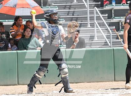 Thumbnail 2 in Farmington vs Herriman (UHSAA 6A Bracket 2 Round 1 - Game 2) photogallery.