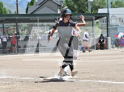 Thumbnail 2 in Farmington vs Herriman (UHSAA 6A Bracket 2 Round 1 - Game 2) photogallery.