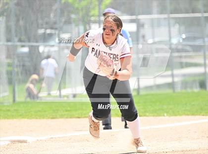 Thumbnail 1 in Farmington vs Herriman (UHSAA 6A Bracket 2 Round 1 - Game 2) photogallery.