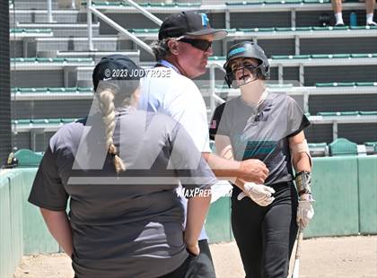 Thumbnail 2 in Farmington vs Herriman (UHSAA 6A Bracket 2 Round 1 - Game 2) photogallery.