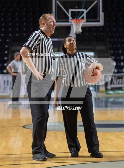 Thumbnail 1 in Kittitas/Thorp vs. Kentlake (King's Showcase) photogallery.