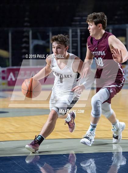 Thumbnail 2 in Kittitas/Thorp vs. Kentlake (King's Showcase) photogallery.