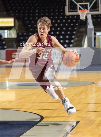 Thumbnail 3 in Kittitas/Thorp vs. Kentlake (King's Showcase) photogallery.