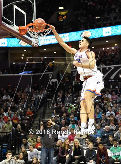Thumbnail 1 in Bass Pro Tournament of Champions Dunking and Casting contest photogallery.