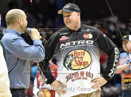 Thumbnail 3 in Bass Pro Tournament of Champions Dunking and Casting contest photogallery.