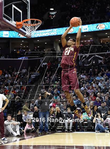 Thumbnail 2 in Bass Pro Tournament of Champions Dunking and Casting contest photogallery.