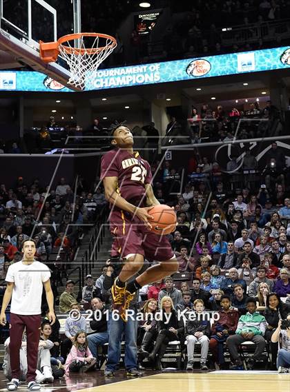 Thumbnail 2 in Bass Pro Tournament of Champions Dunking and Casting contest photogallery.