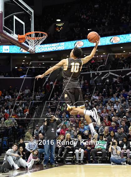 Thumbnail 1 in Bass Pro Tournament of Champions Dunking and Casting contest photogallery.