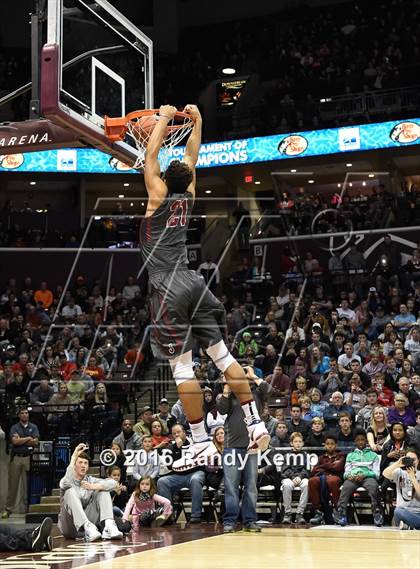 Thumbnail 2 in Bass Pro Tournament of Champions Dunking and Casting contest photogallery.