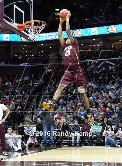 Thumbnail 1 in Bass Pro Tournament of Champions Dunking and Casting contest photogallery.