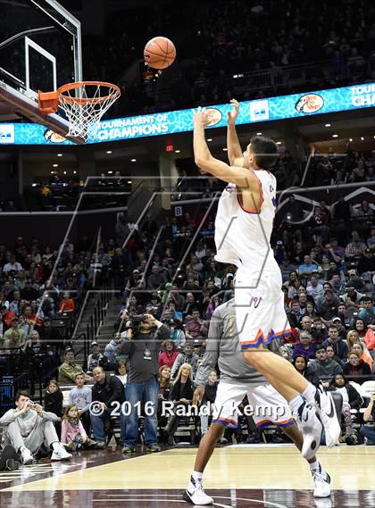 Thumbnail 3 in Bass Pro Tournament of Champions Dunking and Casting contest photogallery.