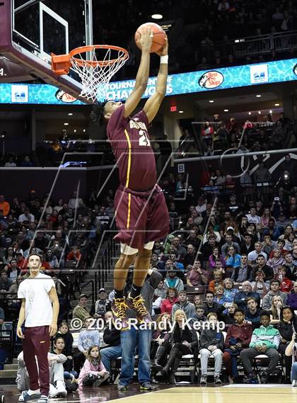 Thumbnail 2 in Bass Pro Tournament of Champions Dunking and Casting contest photogallery.