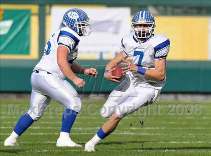 Thumbnail 1 in La Habra vs Tustin (CIF SS Southwest Championship) photogallery.