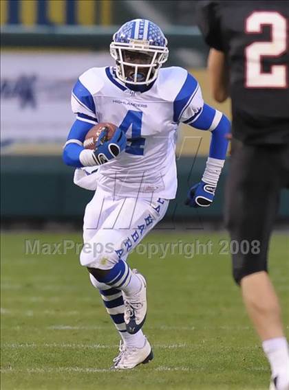 Thumbnail 1 in La Habra vs Tustin (CIF SS Southwest Championship) photogallery.